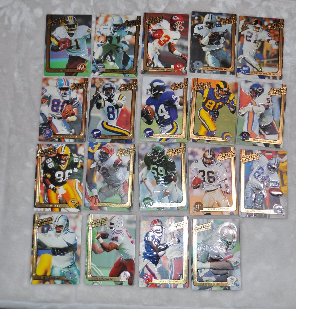 1991 Action Packed Football Cards Team NFL edition Opened pack 19 cards